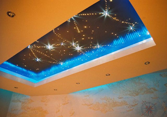 Монтаж освещения в подвесном потолоке
